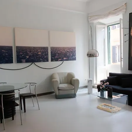 아파트 Ad Arte House *